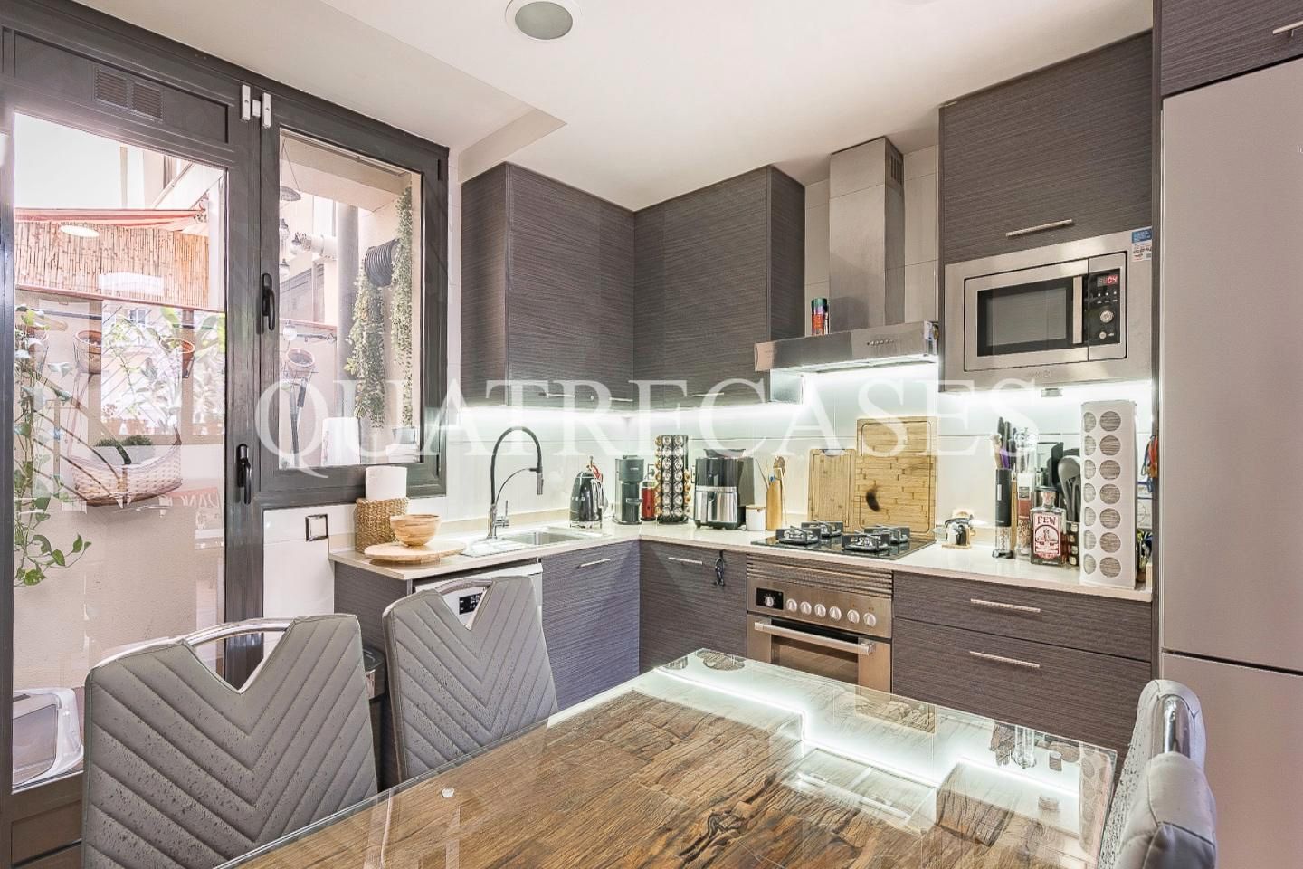 Flat for sale in Calle de Poblet, La Maternitat i Sant Ramon