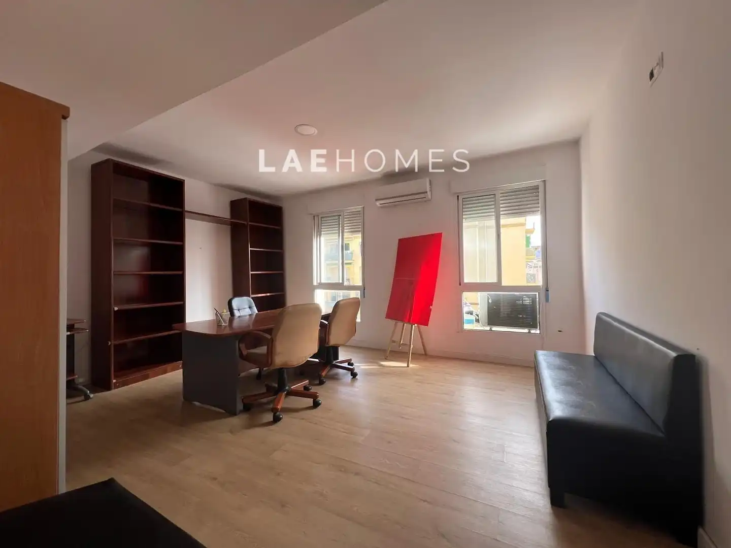 Office for rent in Málaga  with Air Conditioner
