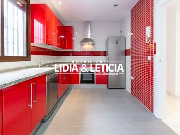 Piso con balcón en venta en Centro