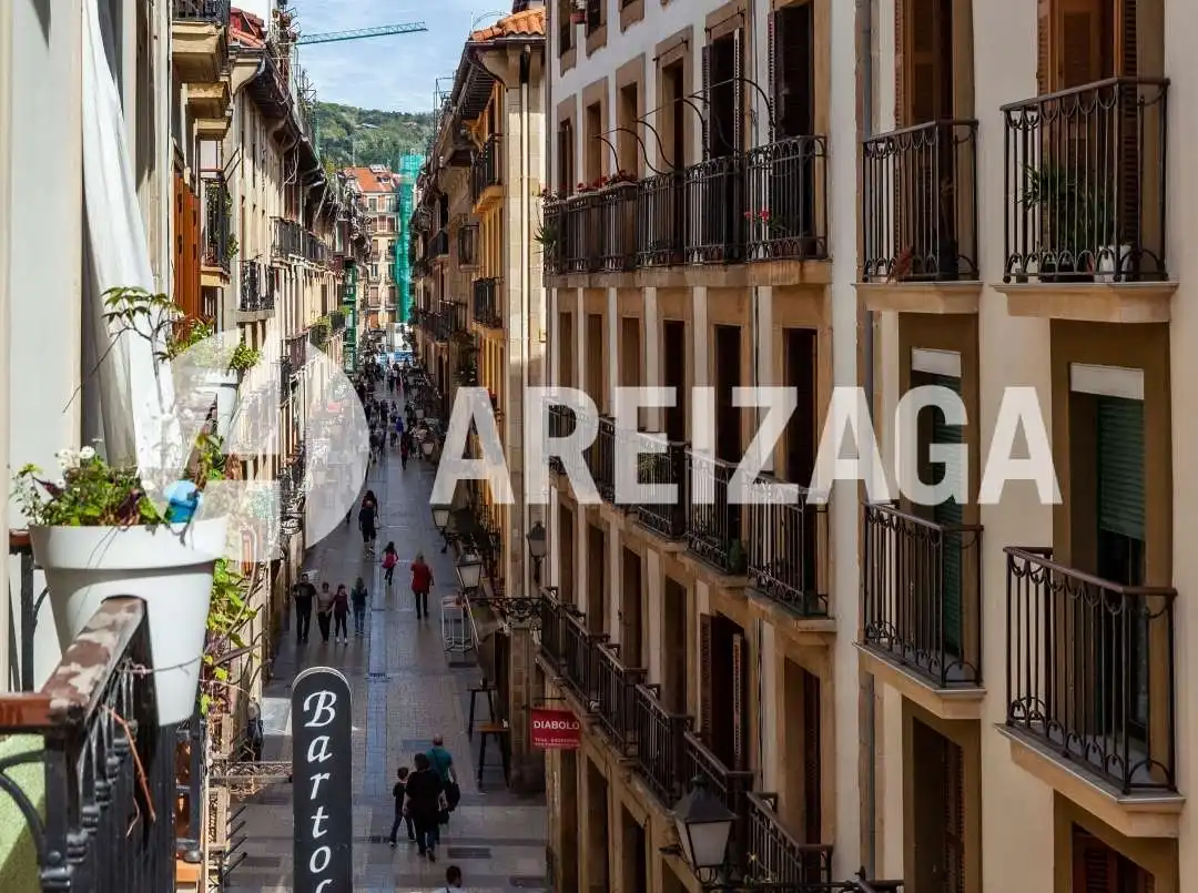 Piso con ascensor en venta en Calle Fermín Calbetón 33, imagen 32