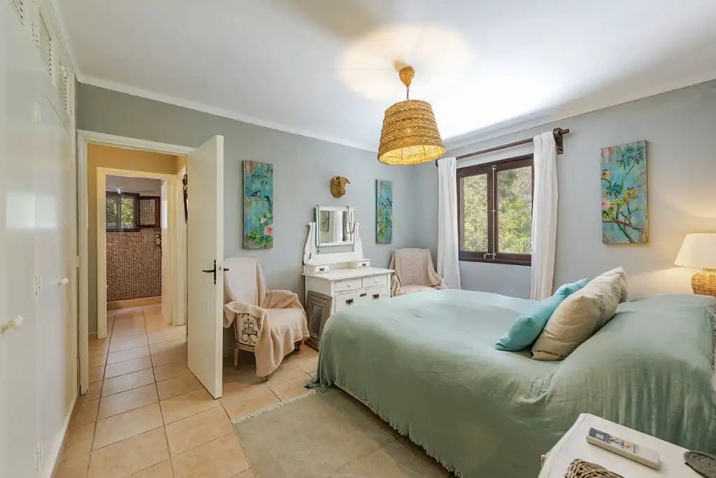 Dormitori de Finca rústica en venda en Pollença amb Aire condicionat, Jardí privat i Terrassa