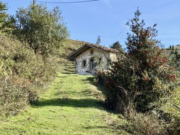 Casa con jardín en venta en Santibáñez - santibañez