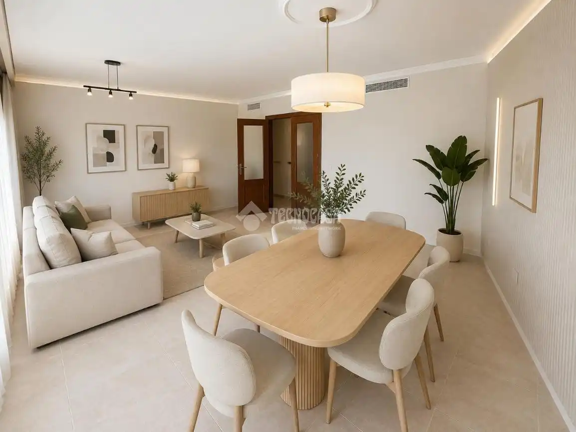 Comedor de Piso en venta en Estepona con Balcón