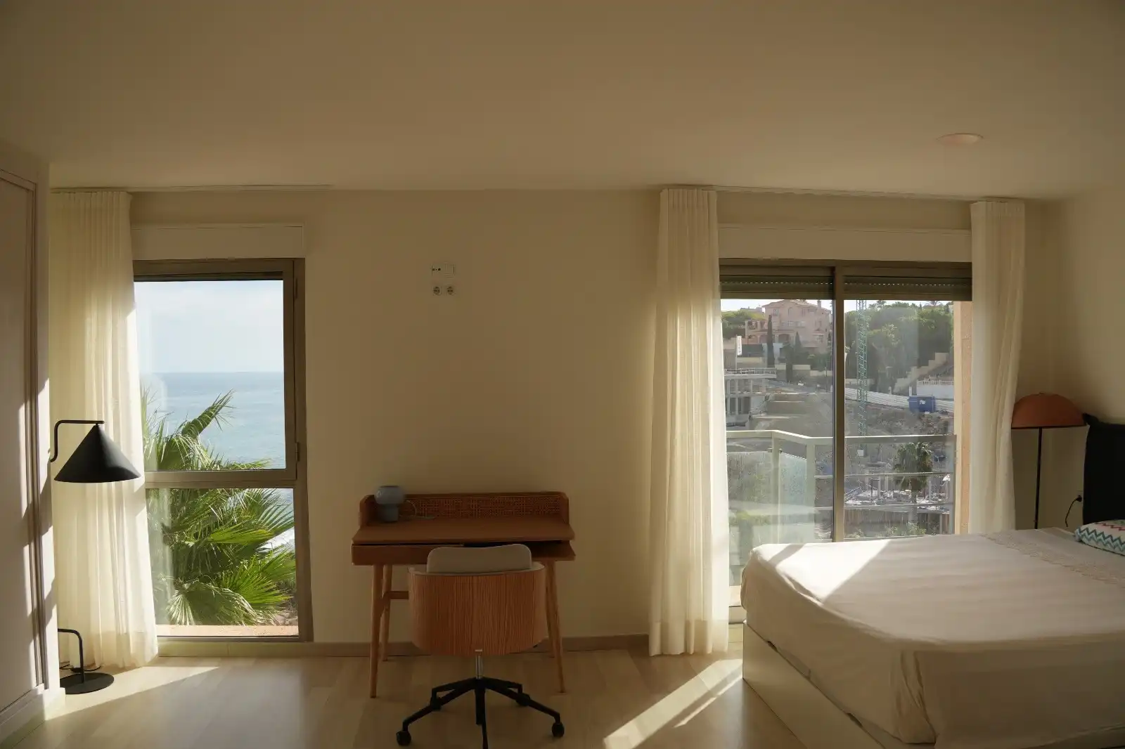 Habitación de Casa o chalet de alquiler en El Campello con Aire acondicionado, Calefacción y Terraza