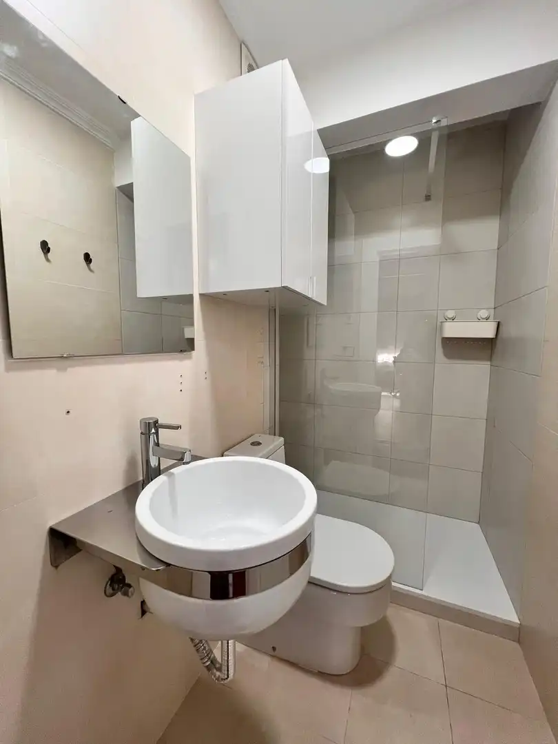 Badezimmer von Wohnung zur untervermieten in Murcia mit Klimaanlage, Heizung und Möbliert
