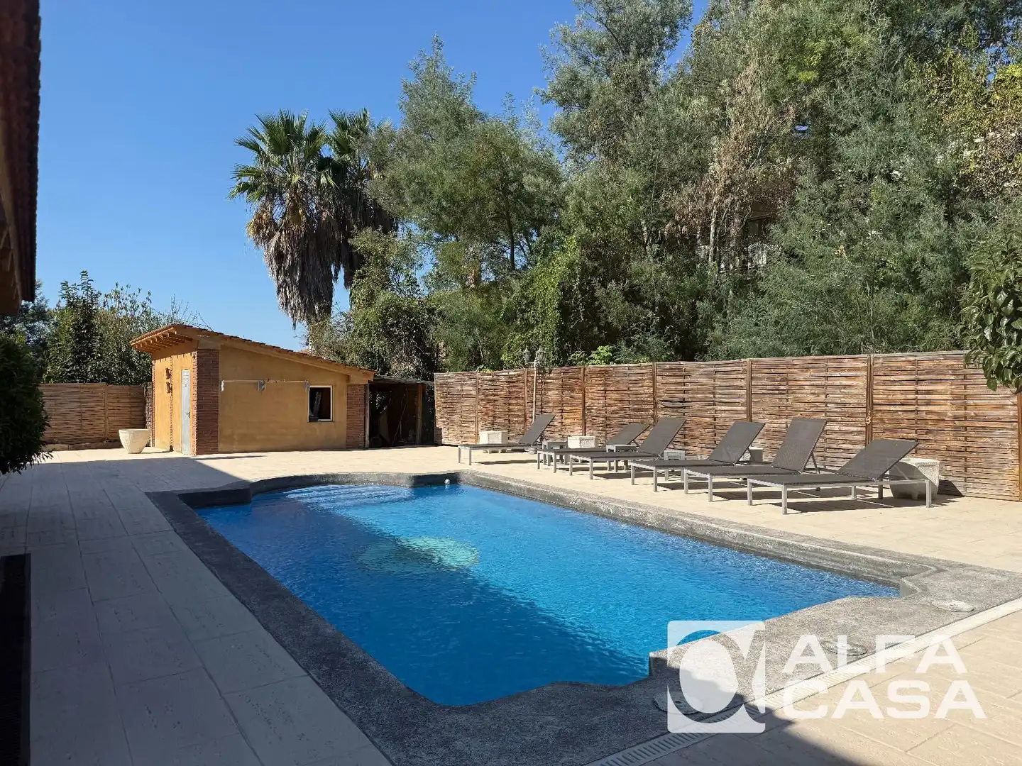 Casa amb terrassa en venda a Aiguaviva Parc, imagen 4