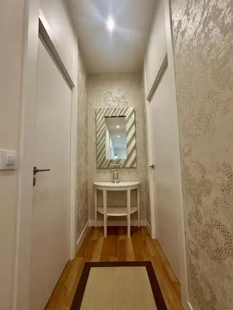 Badezimmer von Wohnung zum Verkauf in Burgos mit Heizung, Parkett und Möbliert