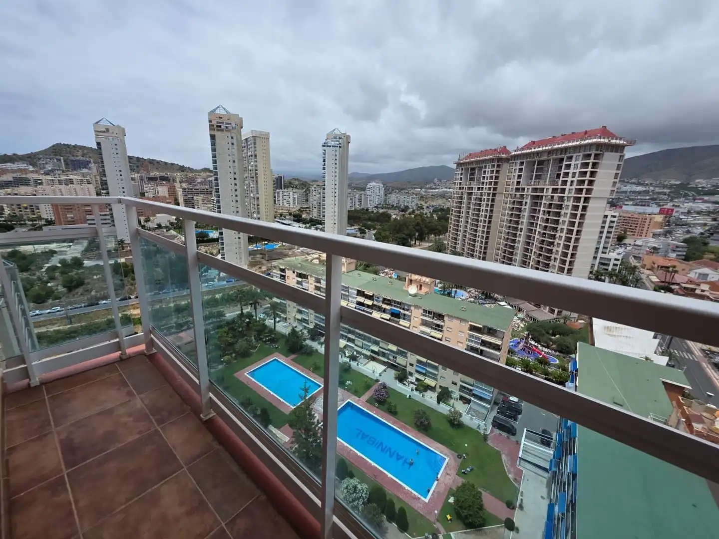 Penthouse with terrace for sale in Cala de Finestrat, imagen 2