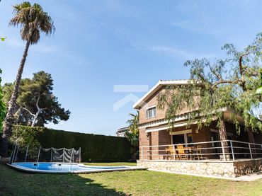 Haus mit Pool zum Verkauf in Avenida Boscos de Tarragona