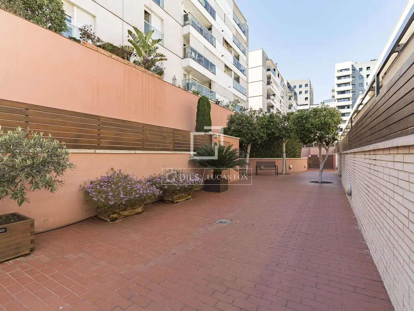 Terrace of Flat for sale in Barcelona  with Air Conditioner, Terrace and Storage room