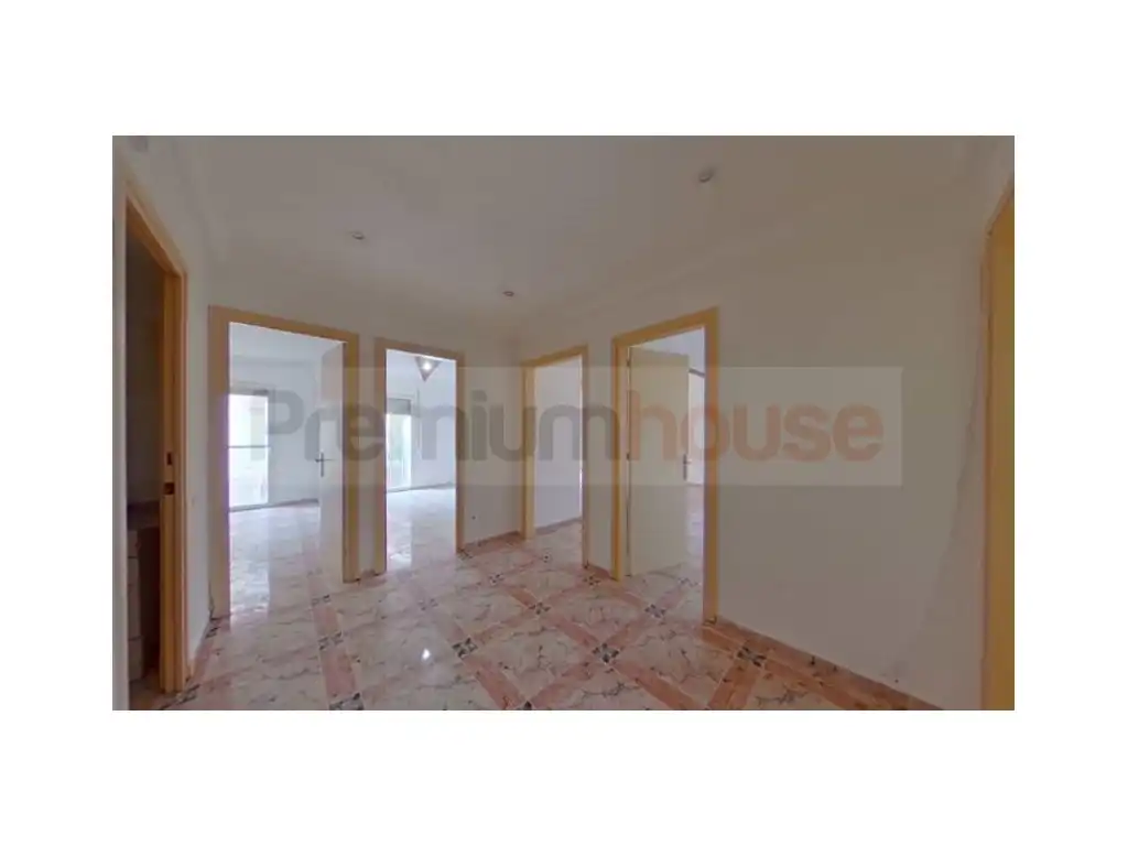 Flat for sale in L'Espluga de Francolí  with Balcony