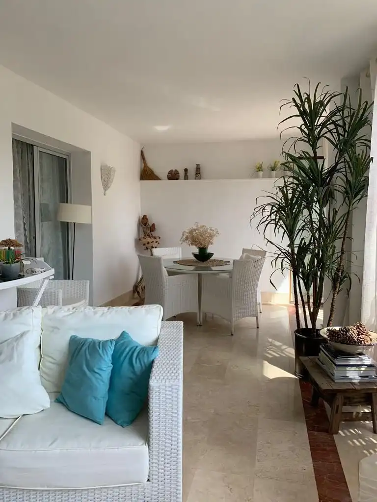 Comedor de Apartamento en venta en Sotogrande con Aire acondicionado, Calefacción y Jardín privado
