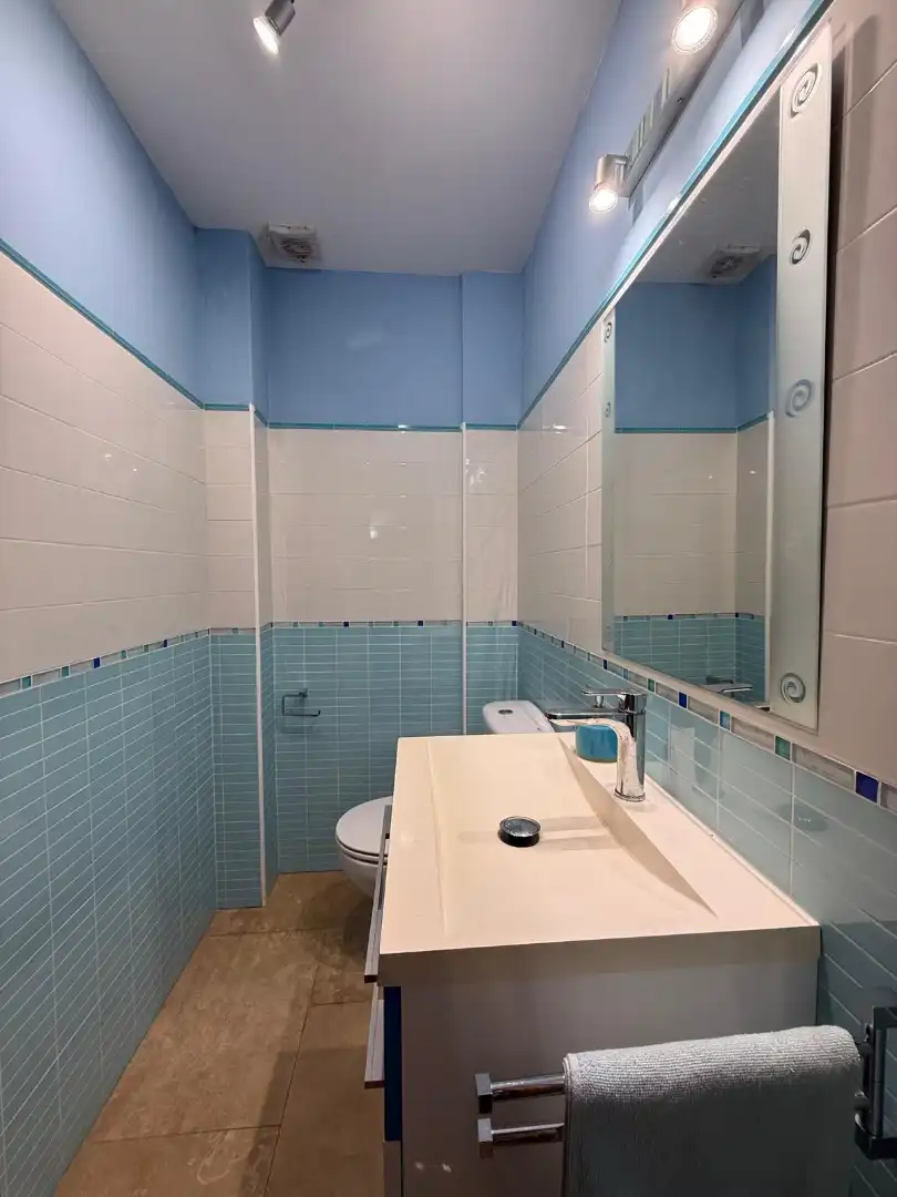 Baño de Casa adosada en venta en San Pedro del Pinatar con Aire acondicionado, Calefacción y Jardín privado