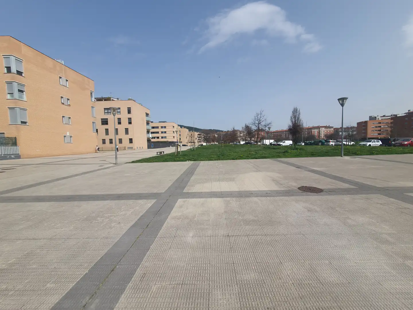 Aparcament de Apartament en venda en  Pamplona / Iruña amb Calefacció i Terrassa