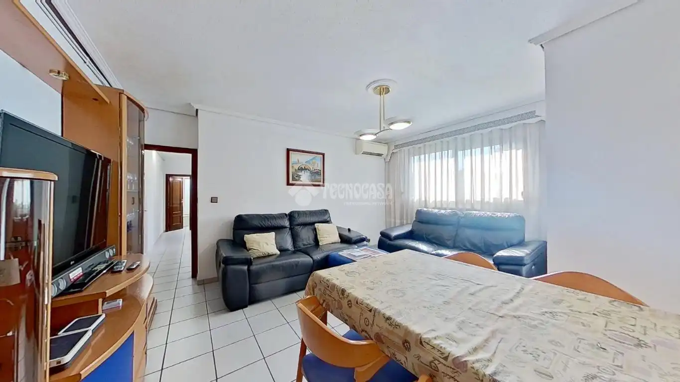 Living room of Flat for sale in Badia del Vallès  with Air Conditioner, Storage room and Balcony