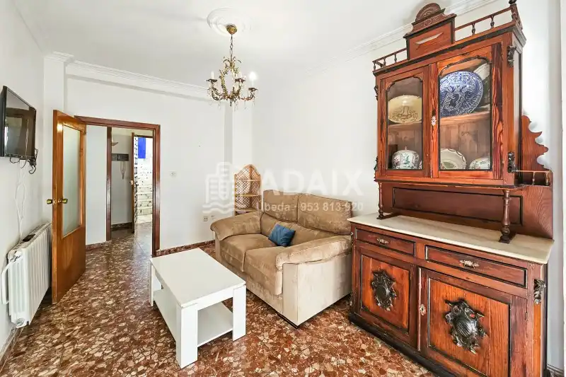 Sala de estar de Edificio en venta en Úbeda