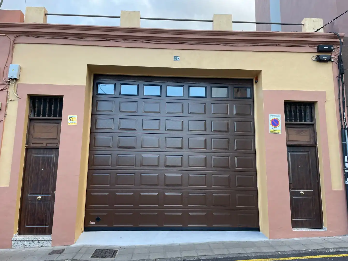 Local comercial en alquiler en Avda. Obispo Benítez de Lugo 11