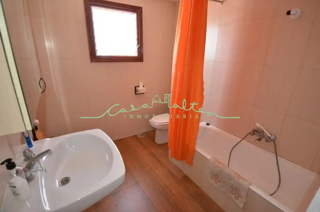 Bany de Casa o xalet en venda en Altea amb Aire condicionat, Jardí privat i Terrassa