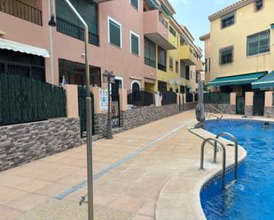 Vista exterior de Apartament de lloguer en Los Alcázares amb Piscina comunitària