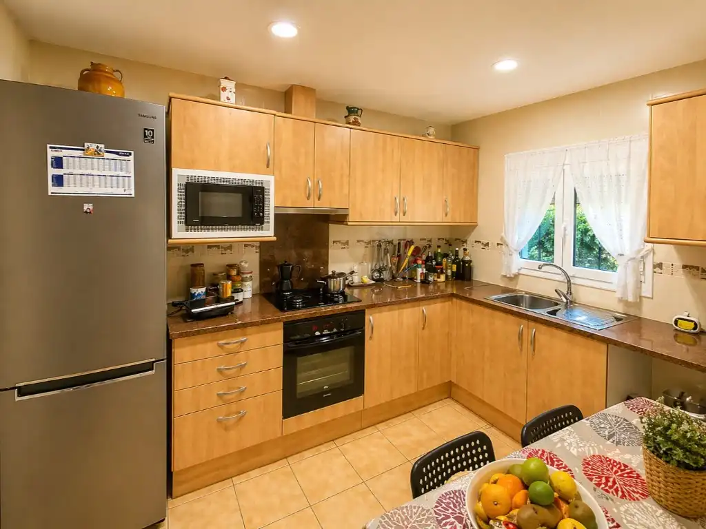 Kitchen of Houses for sale in Torrelles de Foix  with Oven