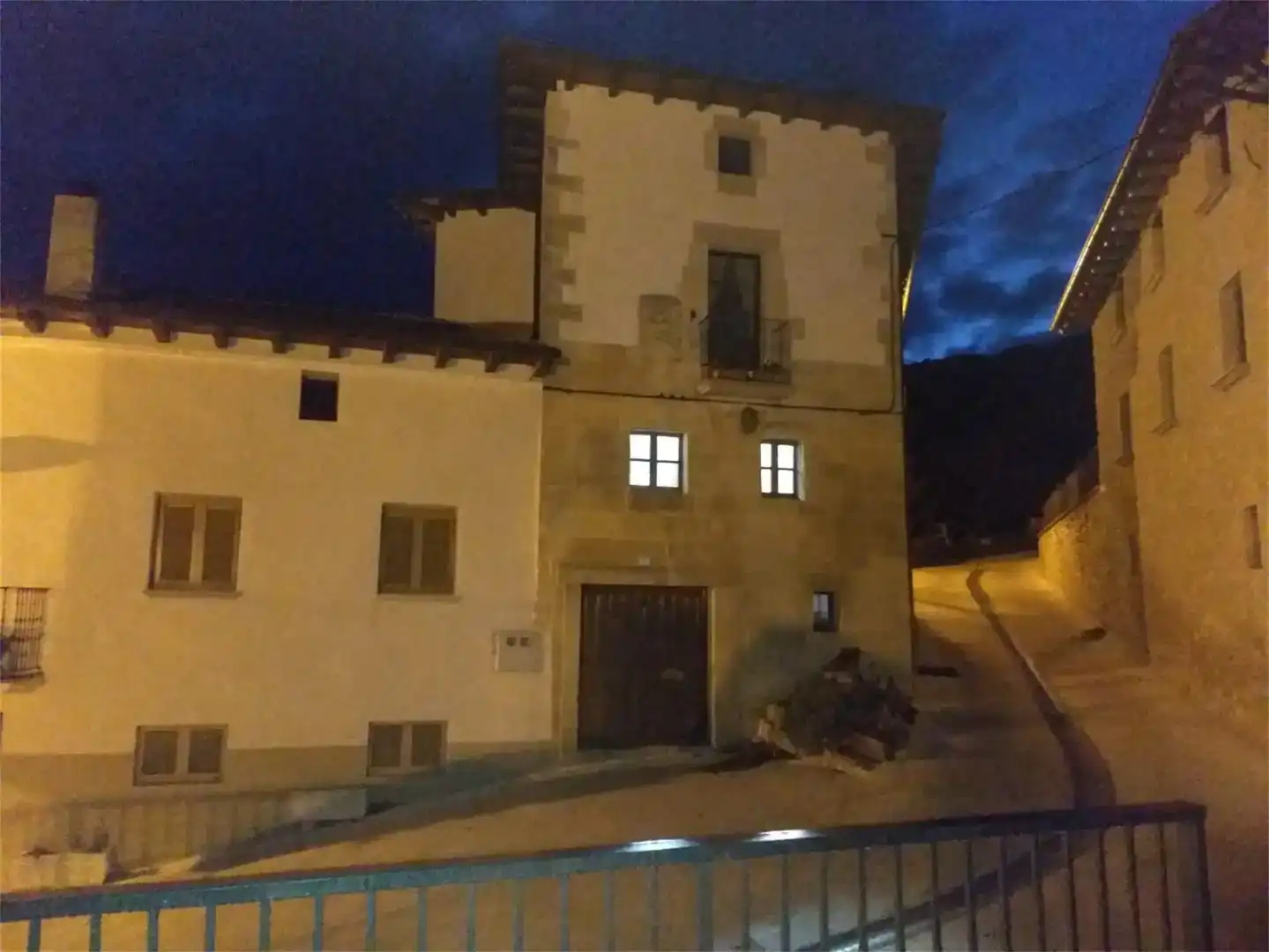 Vista exterior de Pis en venda en Valle de Yerri / Deierri amb Jardí privat, Parquet i Traster
