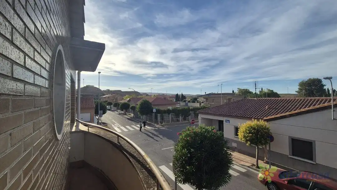 Reihenhaus mit Terrasse zum Verkauf in Calle Donantes de Sangre 2, imagen 30