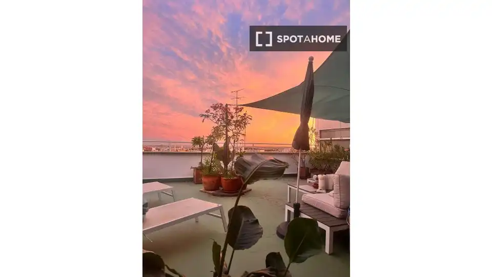 Appartamento con terrazza in affitto a Retiro, imagen 9