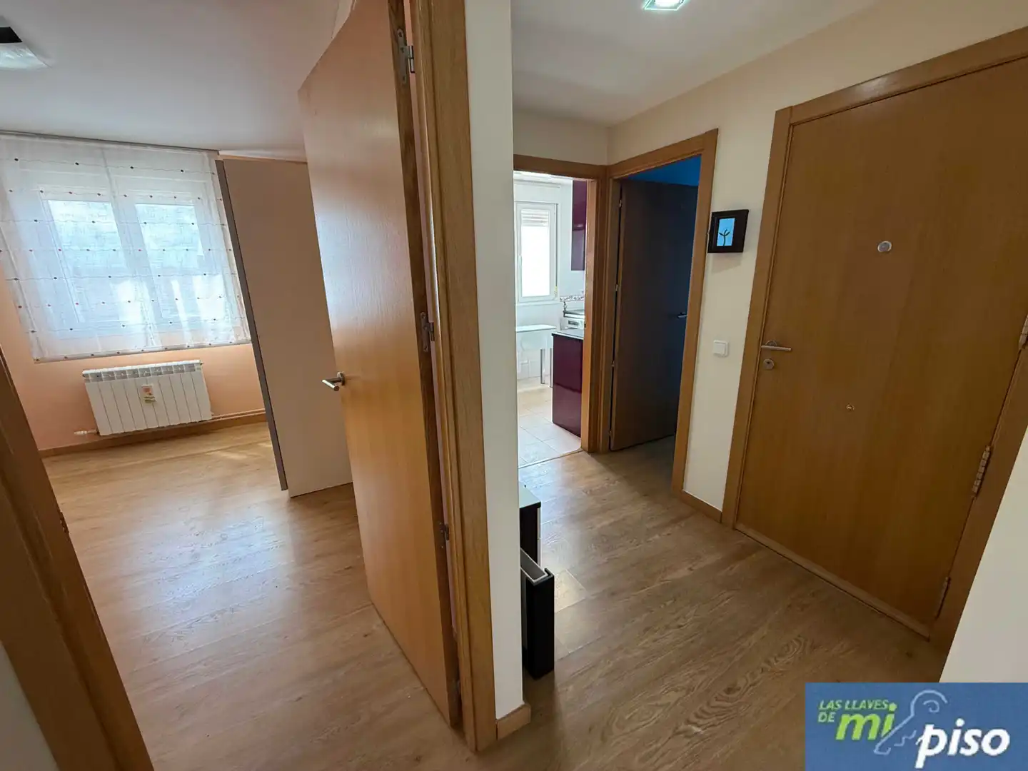 Piso de alquiler en Santovenia de Pisuerga con Calefacción, Parquet y Trastero