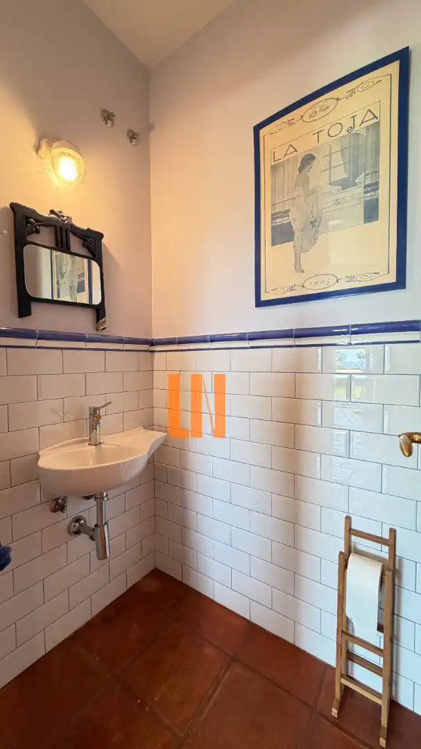 Bathroom of Houses for sale in Miño  with Heating, Private garden and Parquet flooring