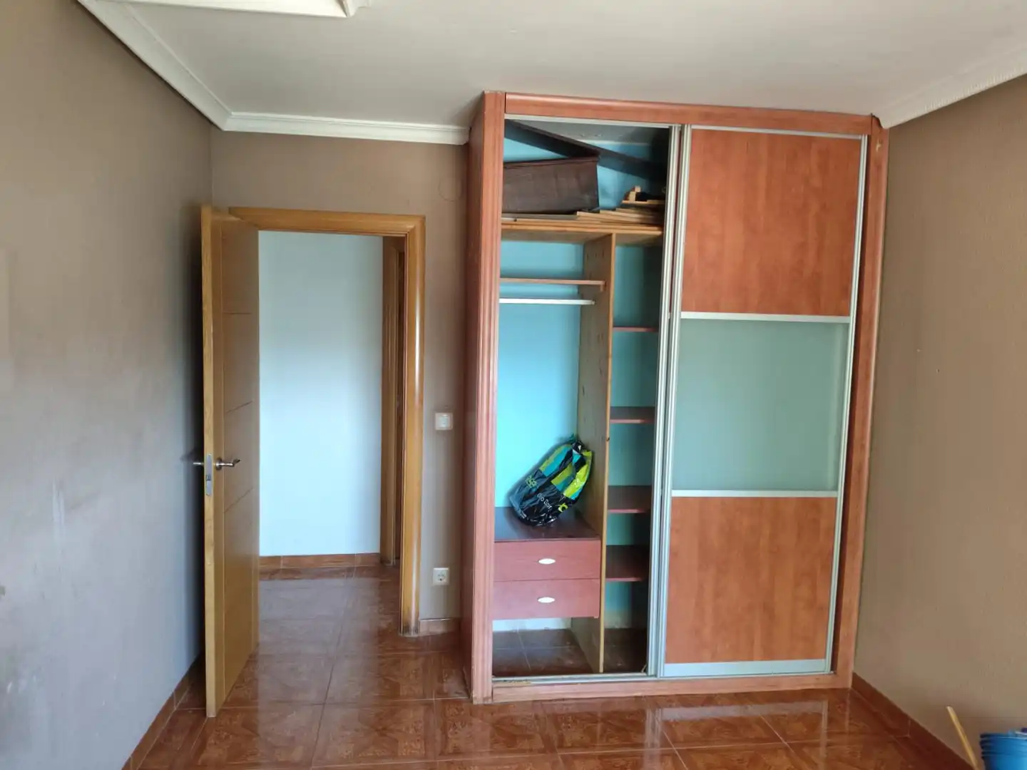 Dormitori de Pis en venda en Dueñas amb Calefacció