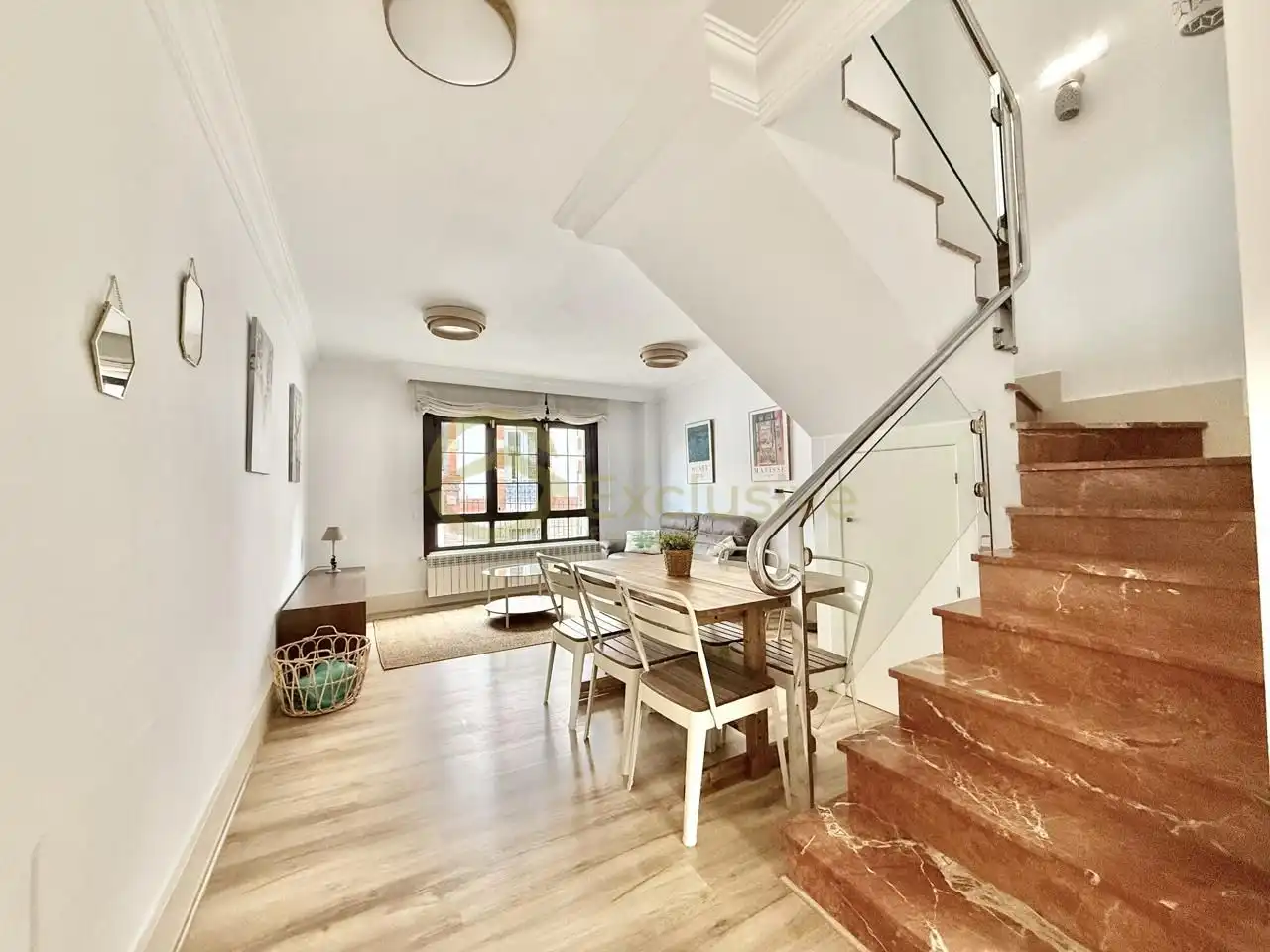 Comedor de Casa o chalet en venta en Avilés con Calefacción, Parquet y Trastero