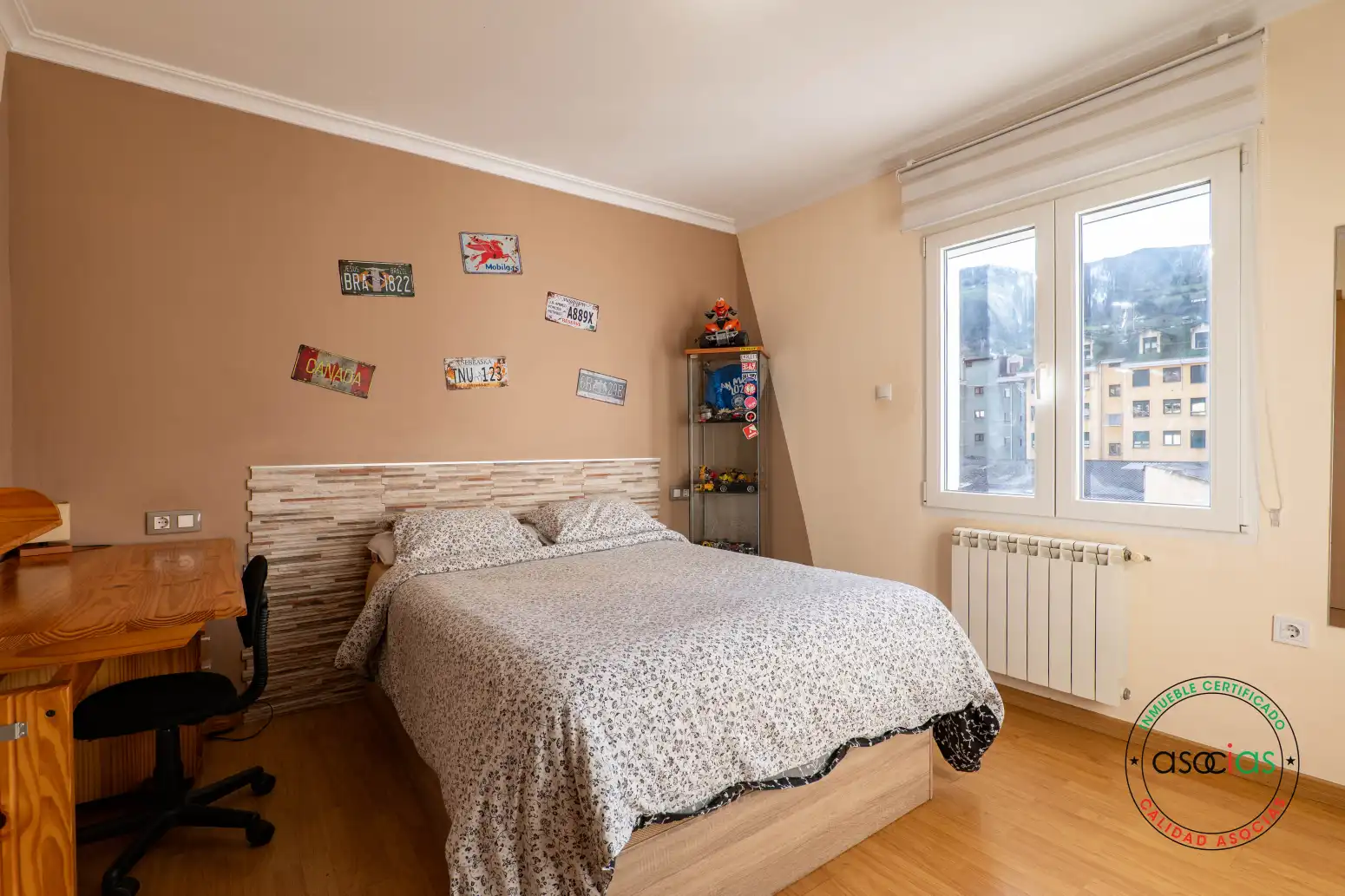 Habitación de Piso en venta en Mieres (Asturias) con Calefacción