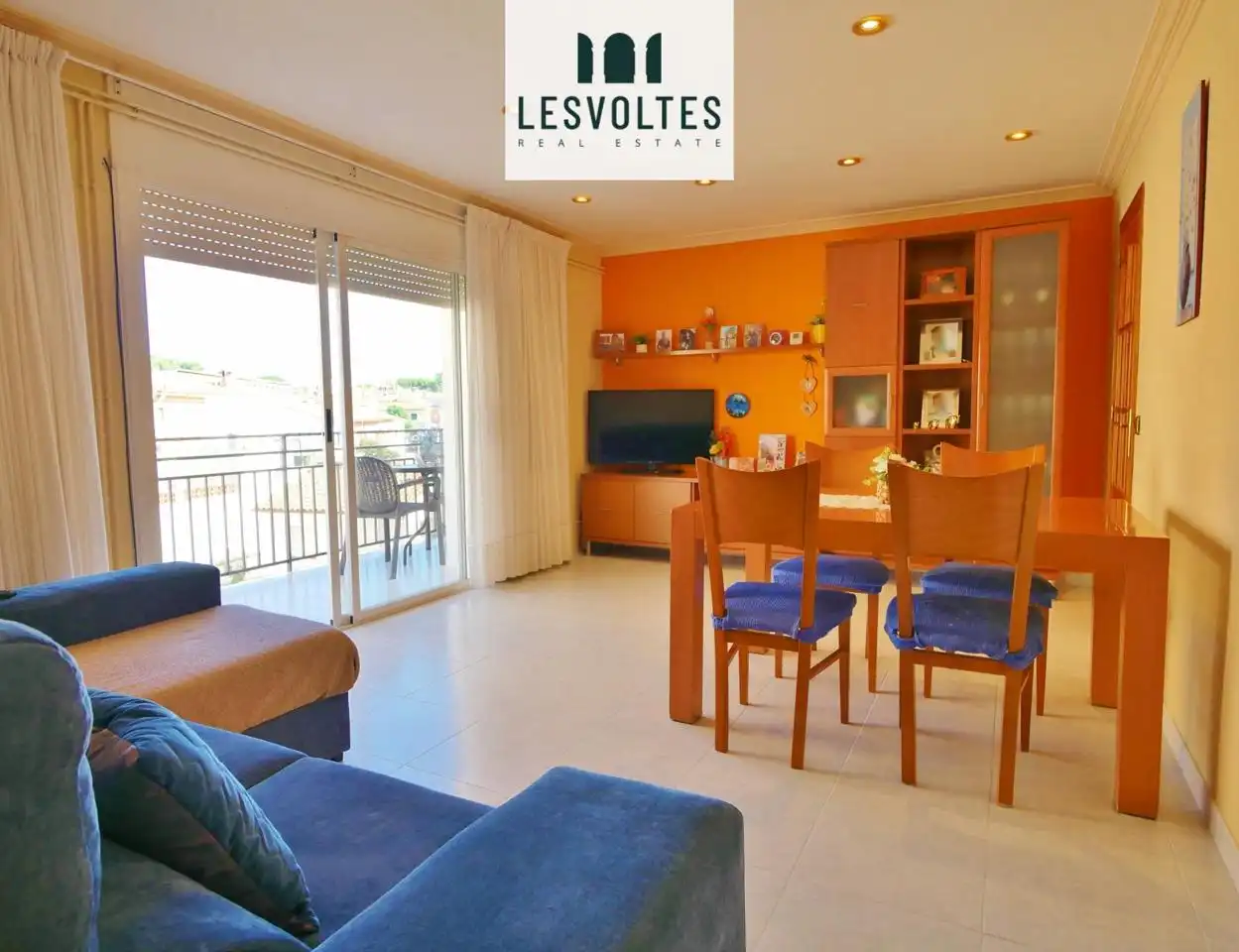 Vista exterior de Piso en venta en Palamós con Calefacción y Balcón