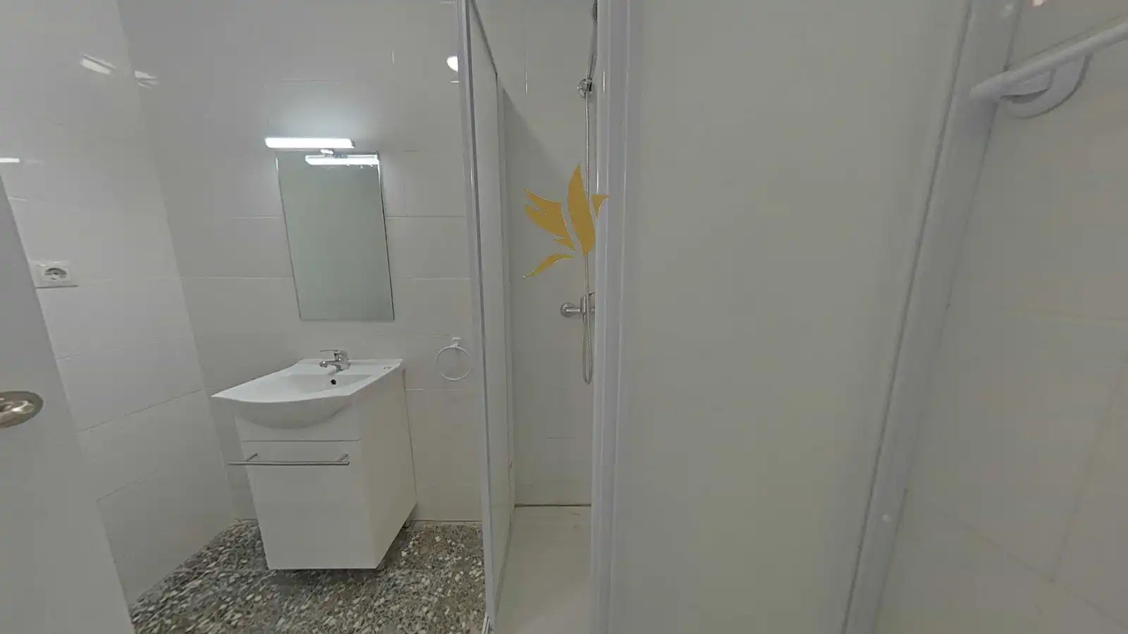 Bany de Pis en venda en Badalona
