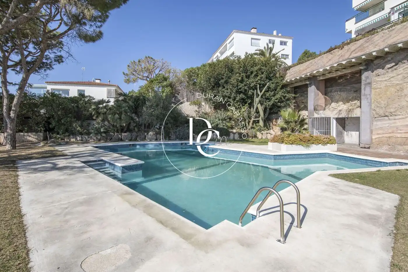 Swimming pool of Houses for sale in Sitges  with Air Conditioner, Heating and Private garden
