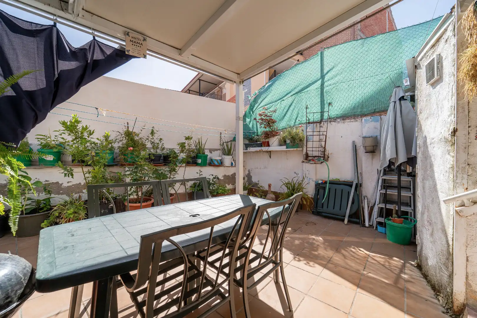 Terraza de Piso en venta en El Álamo con Jardín privado, Amueblado y Horno