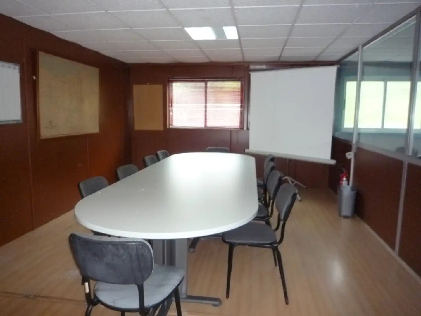 Nave industrial de alquiler en Santander