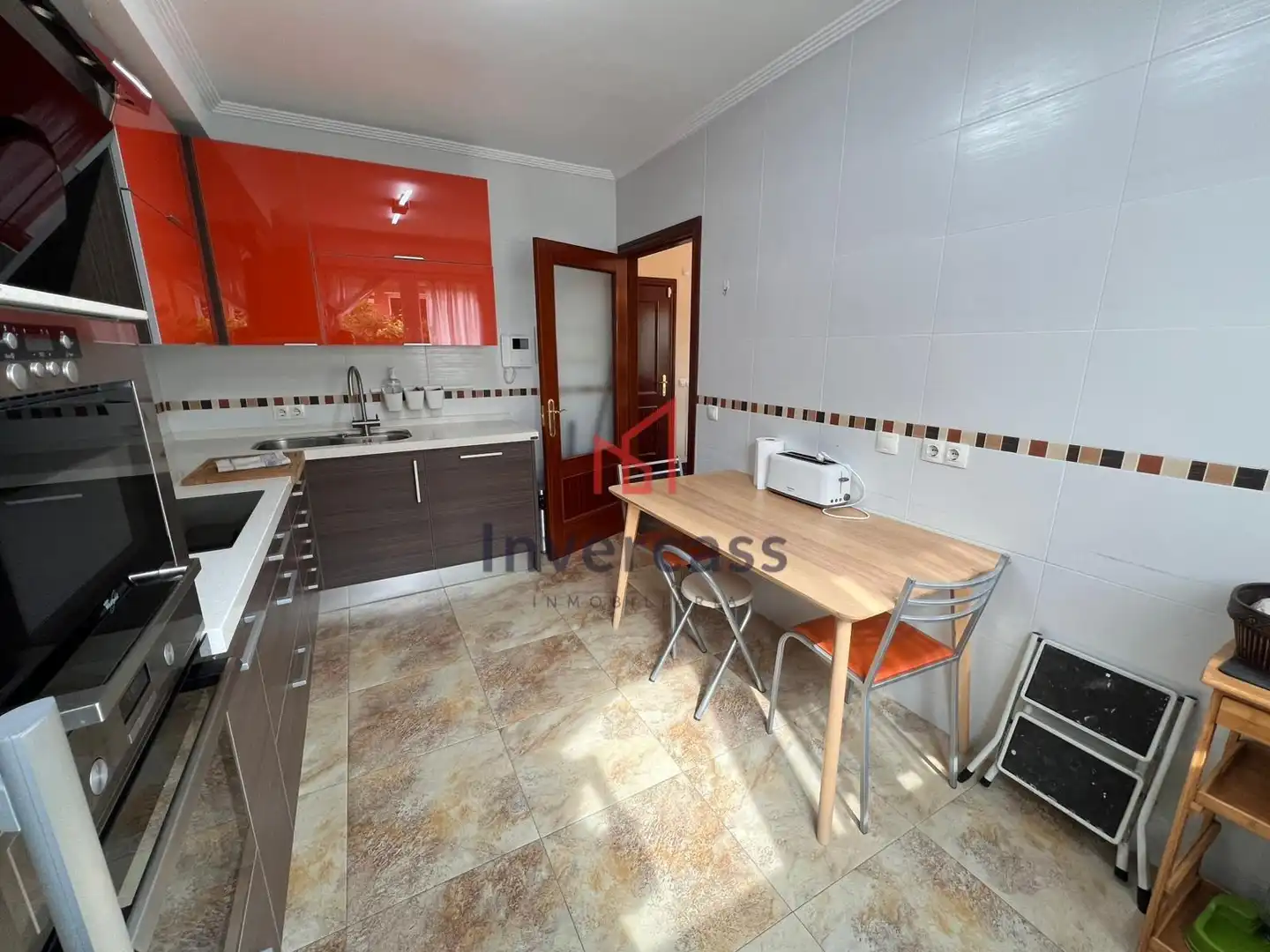 Cocina de Casa adosada en venta en Castro-Urdiales con Calefacción, Jardín privado y Terraza
