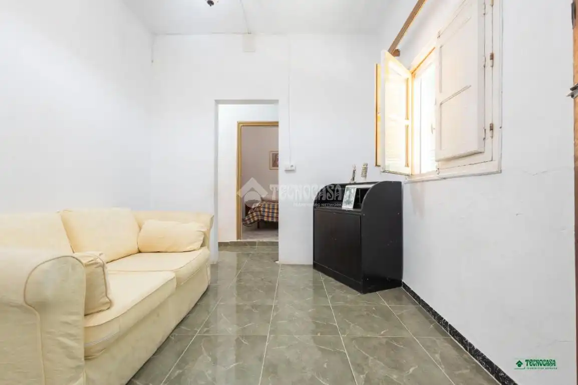 Sala d'estar de Casa adosada en venda en Vera amb Terrassa