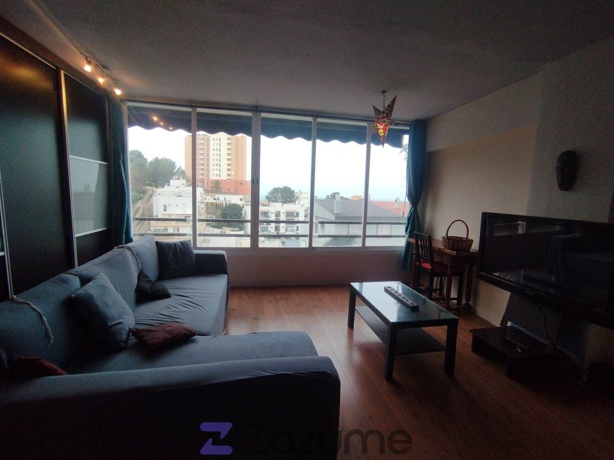 Sala d'estar de Estudi de lloguer en  Palma de Mallorca amb Jardí privat, Parquet i Terrassa