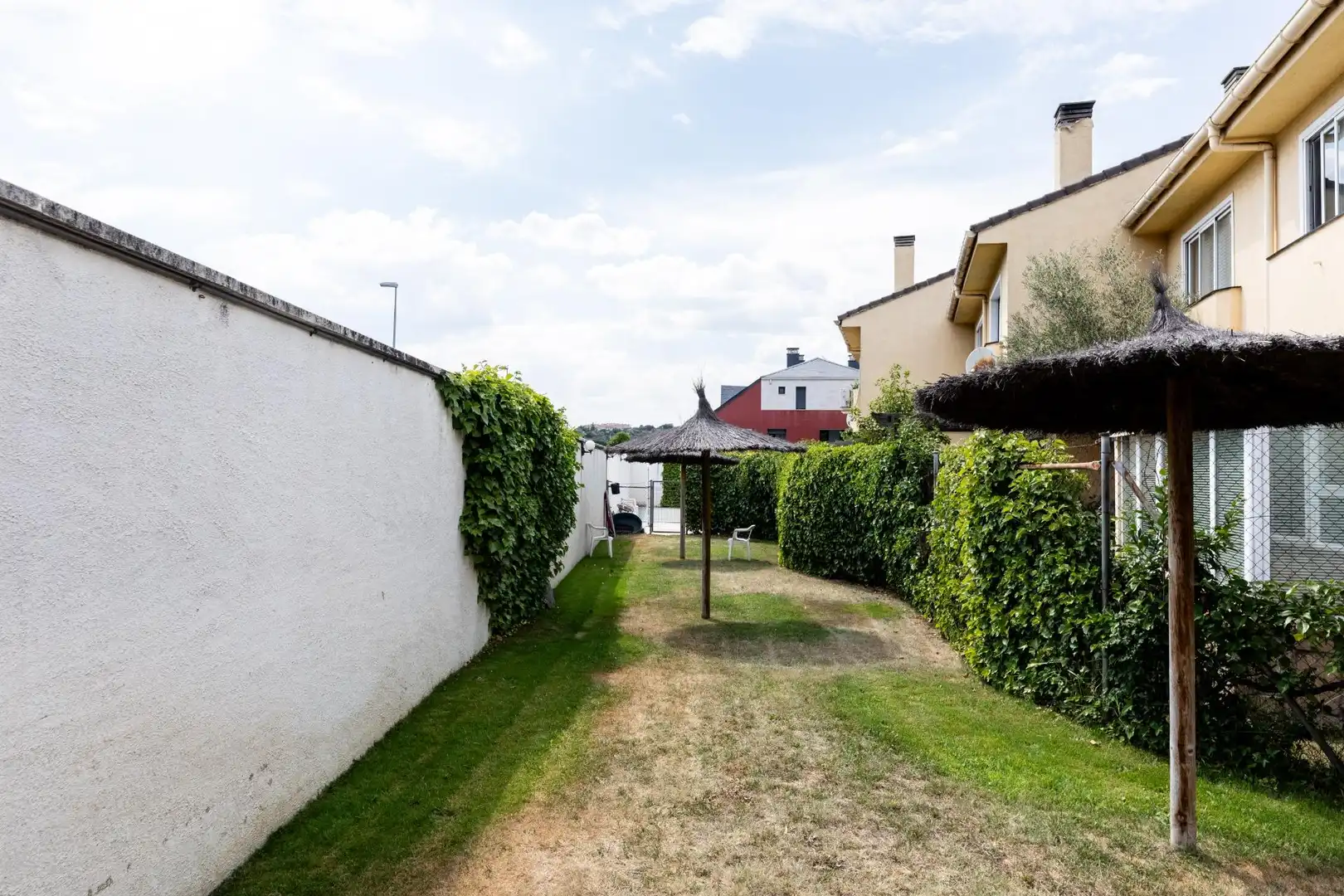 Jardín de Casa adosada en venta en Torrelodones con Aire acondicionado, Calefacción y Terraza