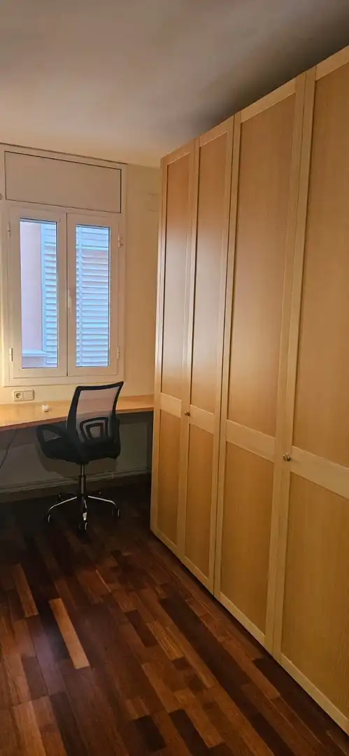 Habitación de Piso en venta en Barcelona con Aire acondicionado y Calefacción