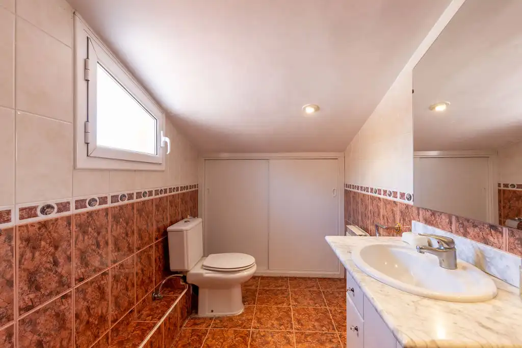 Baño de Casa o chalet en venta en Sant Vicenç de Montalt con Aire acondicionado, Calefacción y Terraza