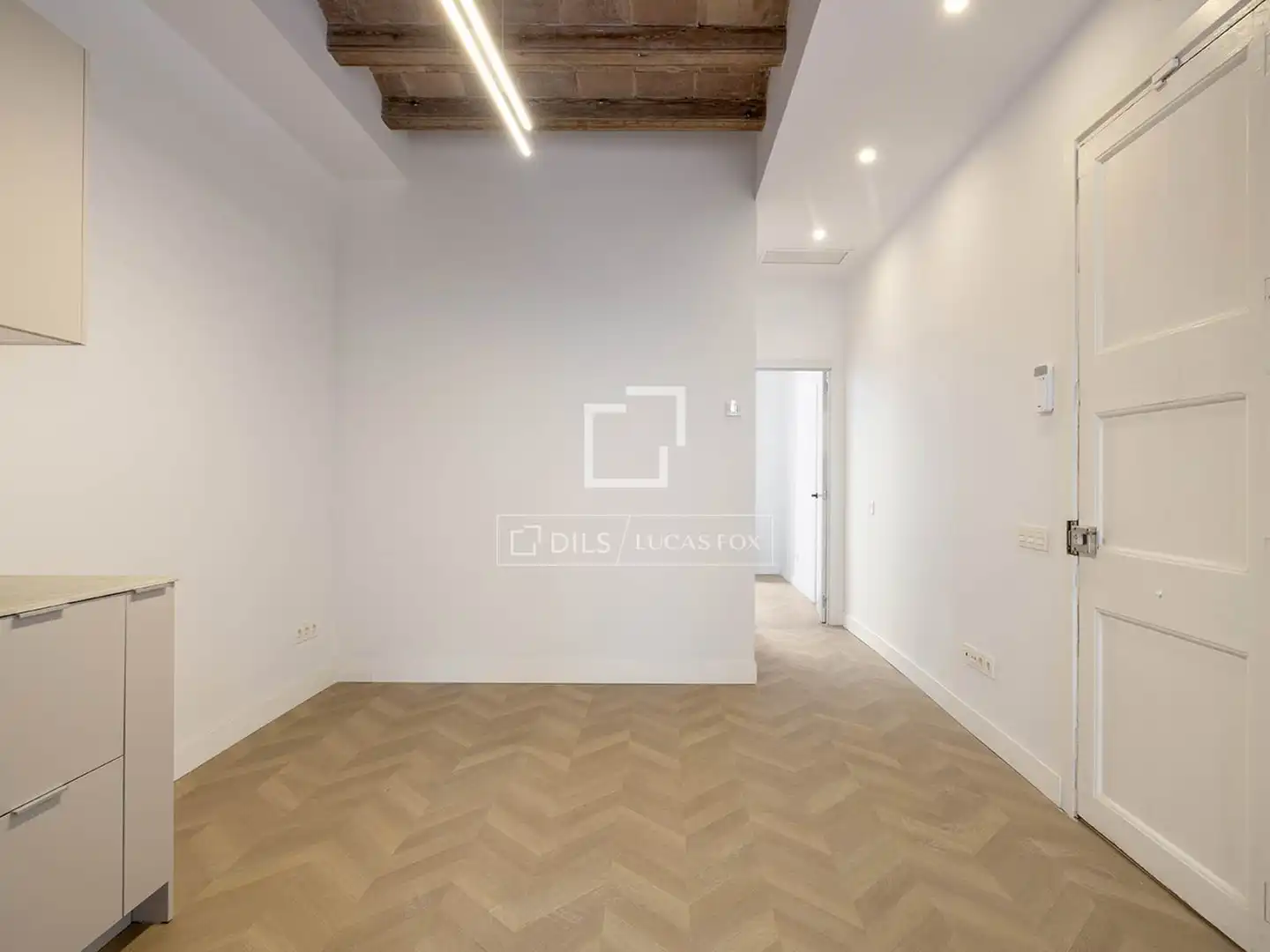Piso en venta en Barcelona con Aire acondicionado, Calefacción y Terraza