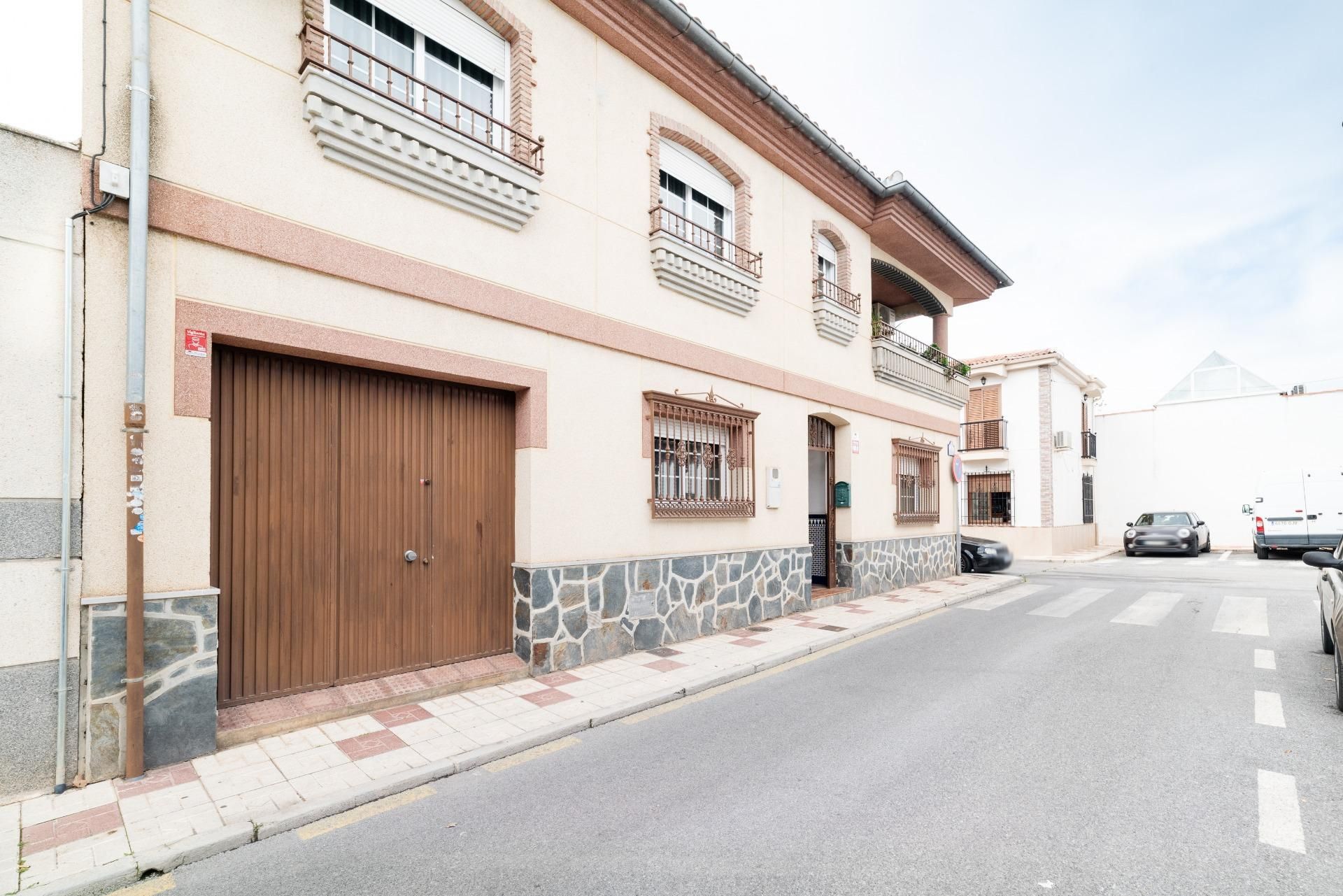 Exterior view of Single-family semi-detached for sale in Maracena  with Air Conditioner and Terrace
