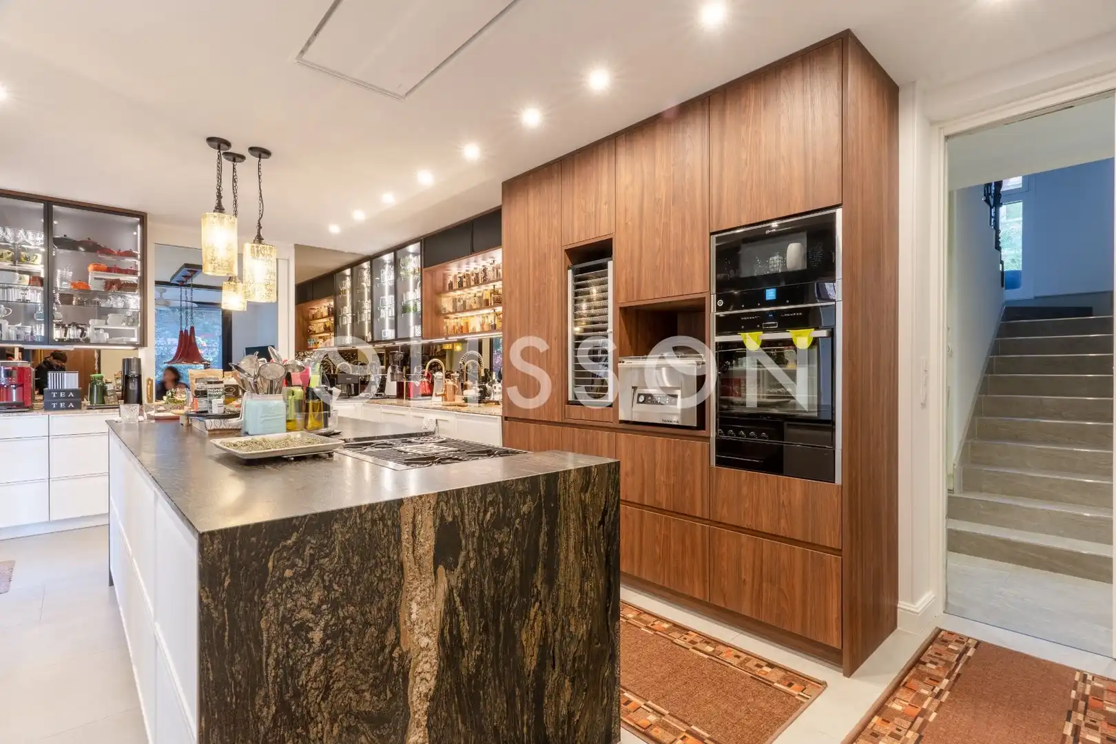 Cocina de Casa o chalet en venta en Madrid con Aire acondicionado, Calefacción y Jardín privado