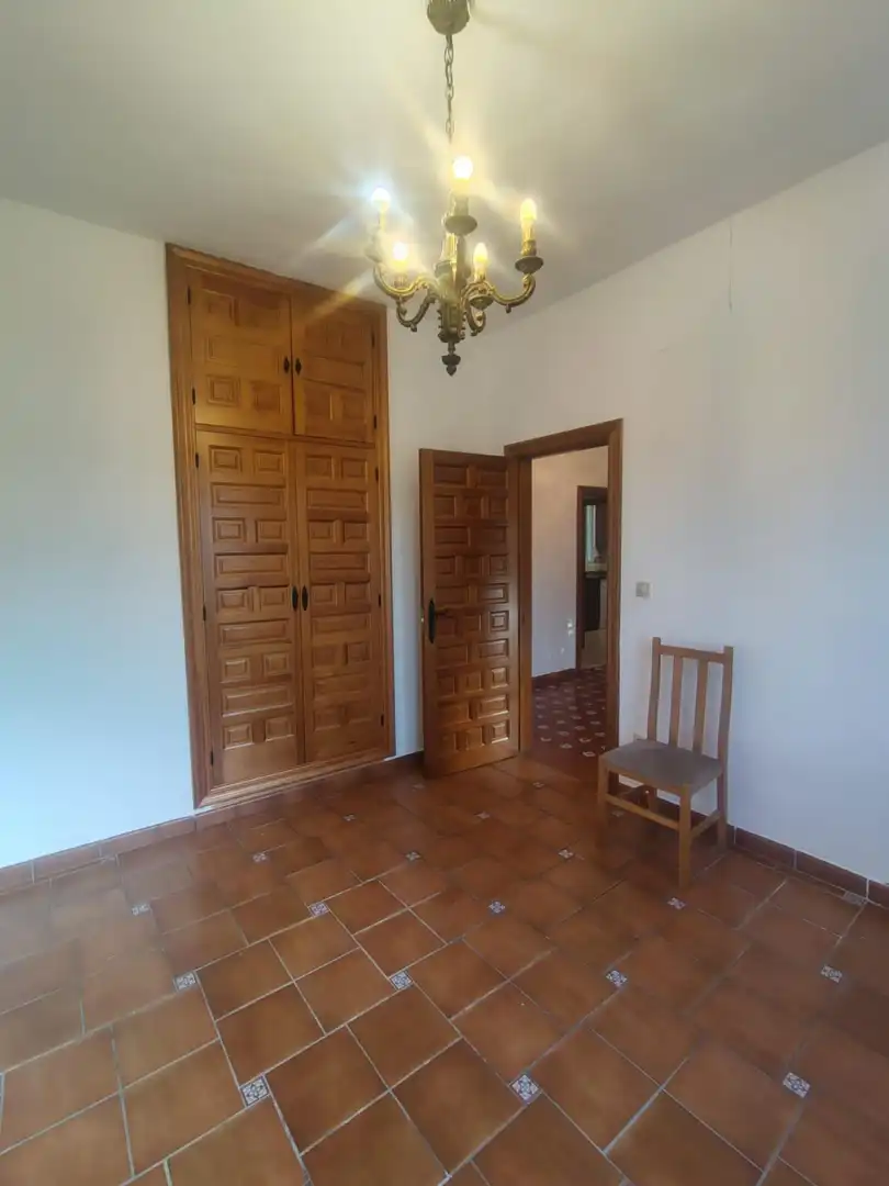 Haus oder Chalet zur Miete in Viana de Cega mit Klimaanlage, Heizung und Privatgarten