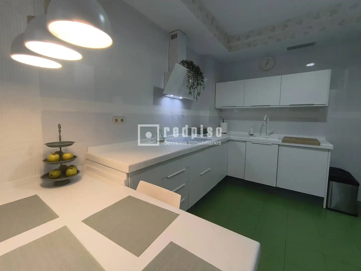 Cocina de Piso de alquiler en Sevilla con Aire acondicionado, Terraza y Amueblado