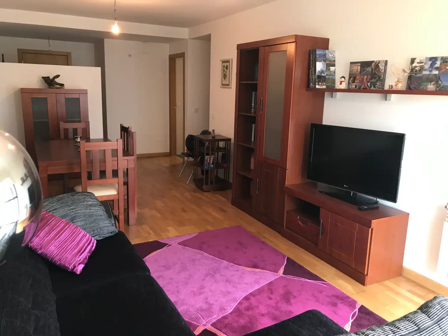 Sala de estar de Piso de alquiler en Vigo  con Calefacción, Parquet y Trastero