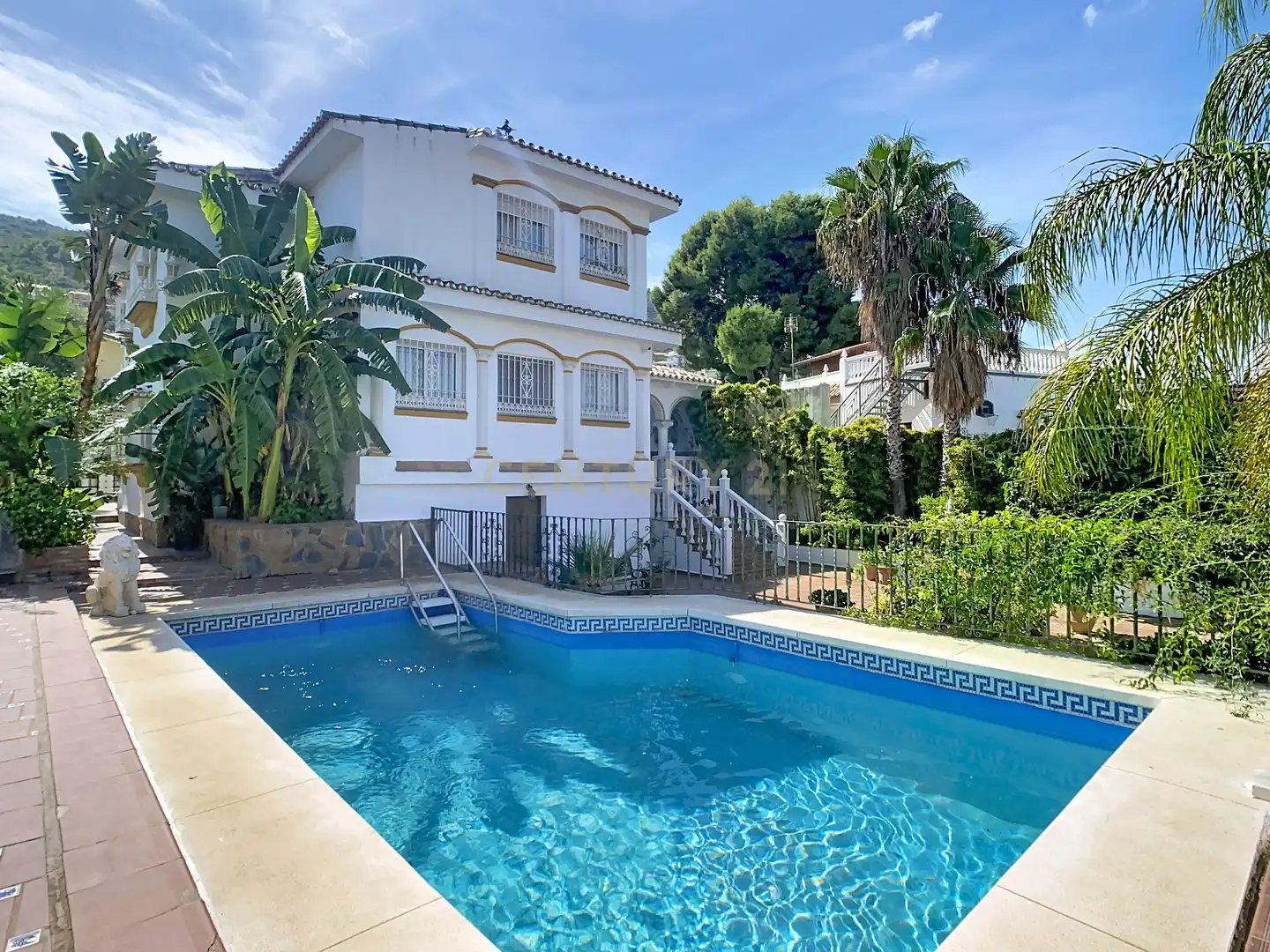 Chalet con piscina en venta en Calle Oloroso, 17, Alhaurín de la Torre, Spain